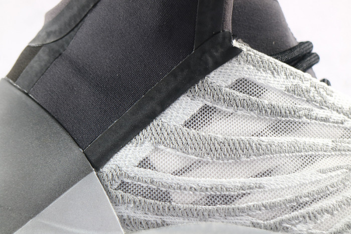 a*d*i*s yzy qntm (lifestyle model) q46473