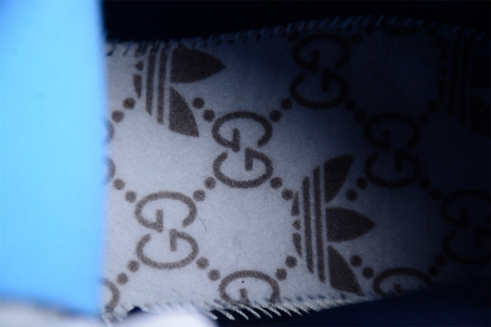 a*d*i*s intimidation 